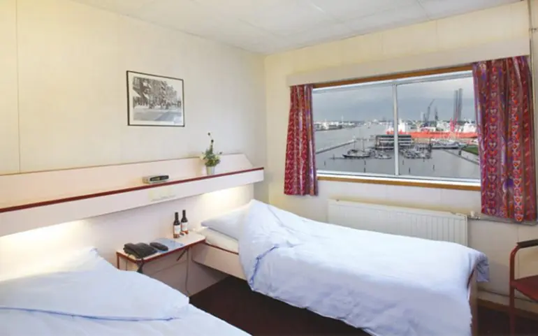 номер готелю botel