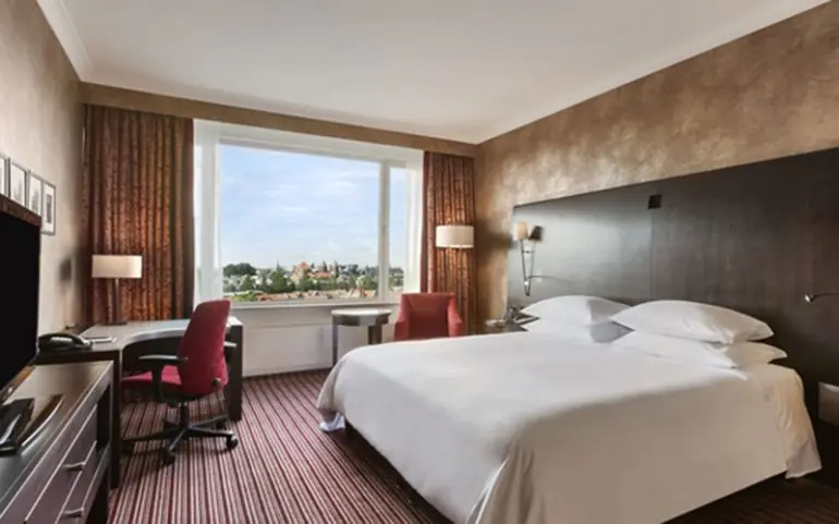 hilton отель Амстердам